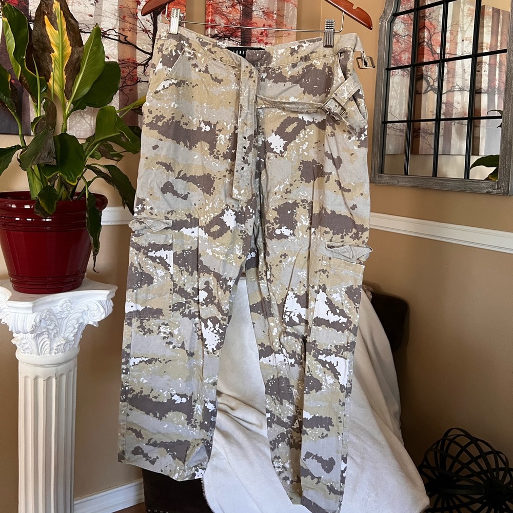 Cargo pants